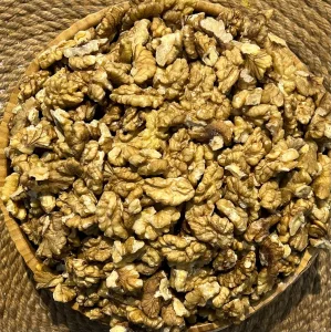 کاکلی گوێز چوار لەت 